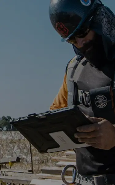 Worker using Blubeam Revu